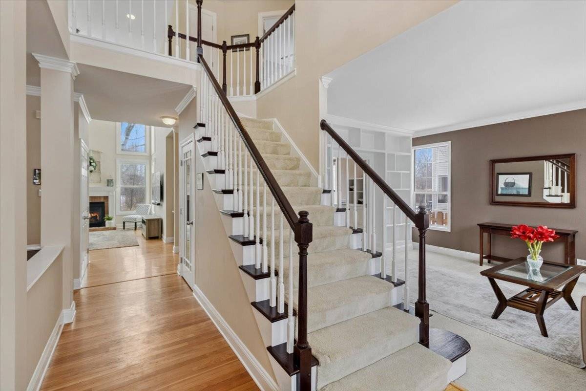 1241 Eric LN, Lake Zurich, IL 60047