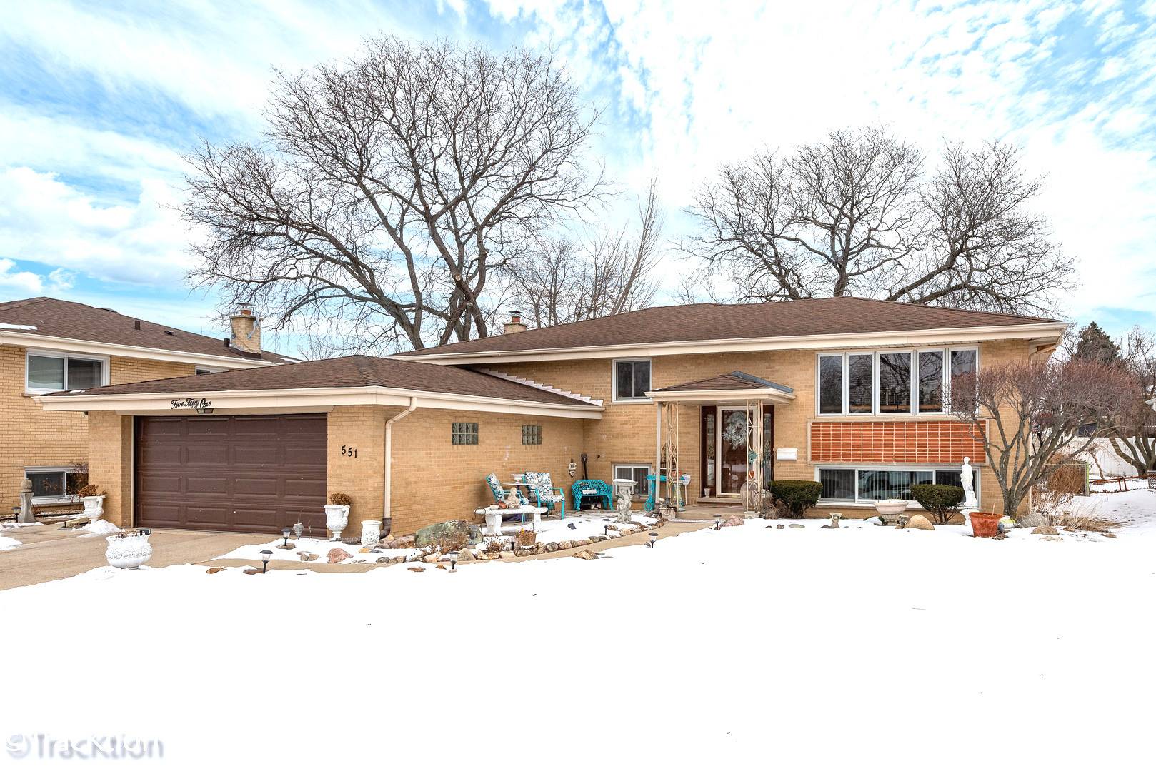 551 N PLAMONDON DR, Addison, IL 60101