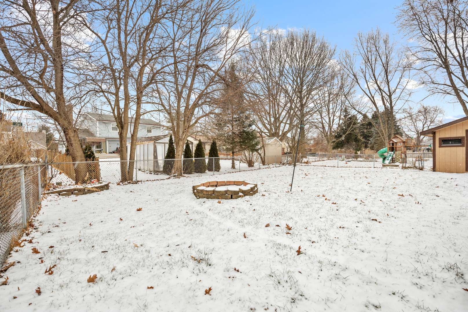 720 Ash ST, Algonquin, IL 60102