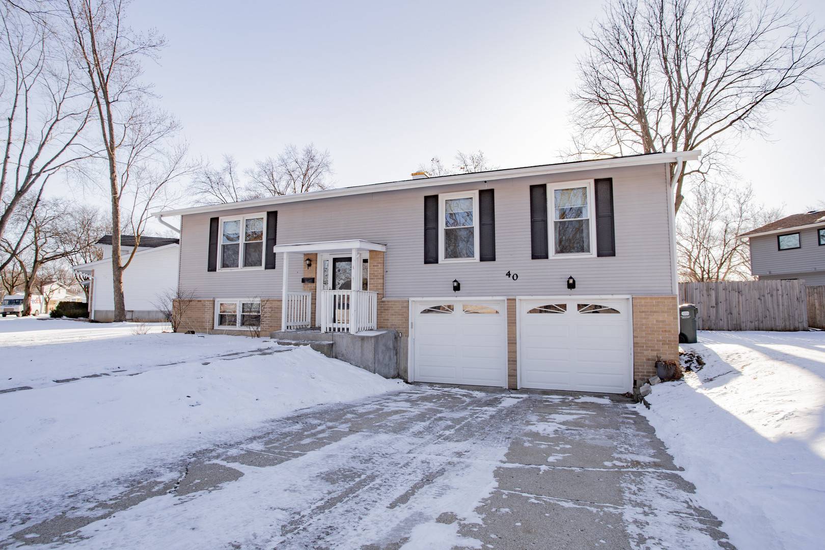 40 S Arlene AVE, Palatine, IL 60074