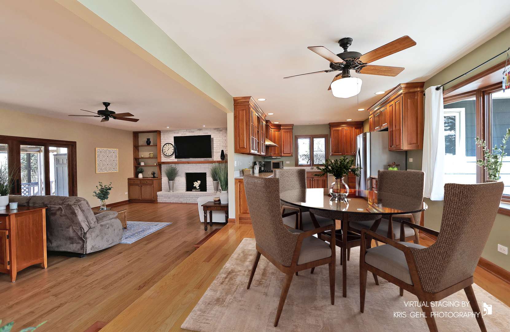 7149 Meadow LN, Cary, IL 60013