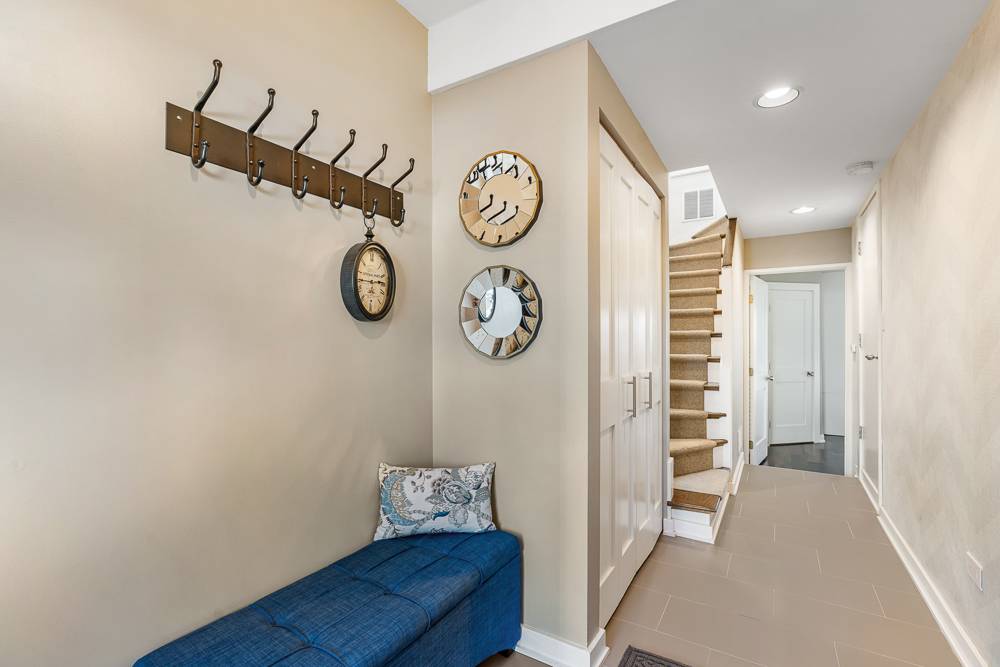 2849 N Wolcott AVE #A, Chicago, IL 60657
