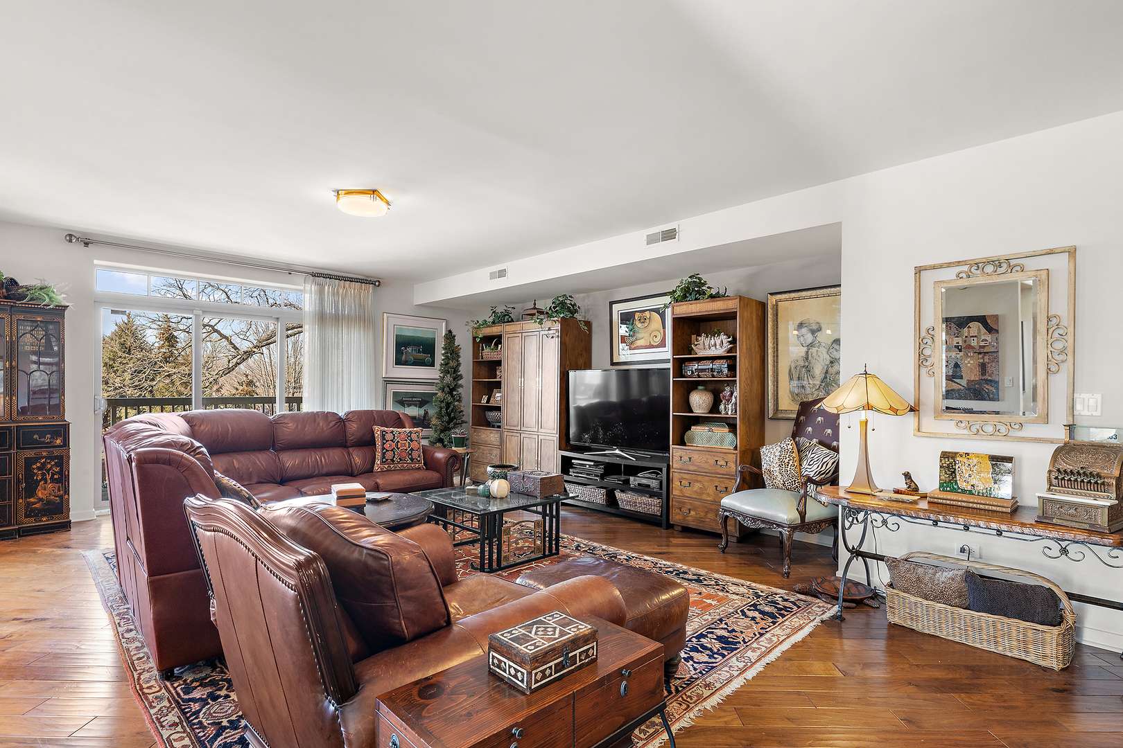 425 Benjamin DR #403, Vernon Hills, IL 60061