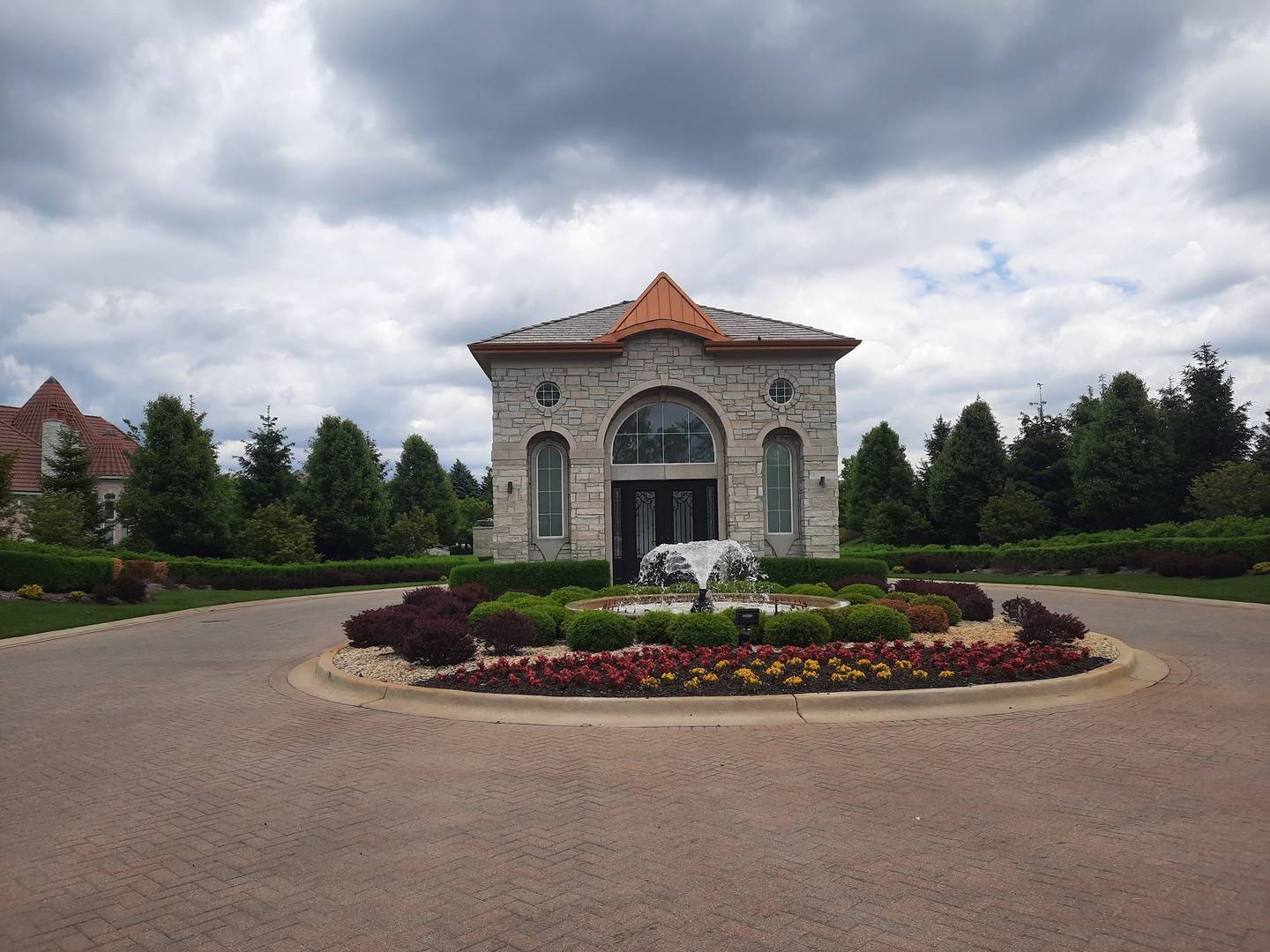 6 Blossom CT, South Barrington, IL 60010