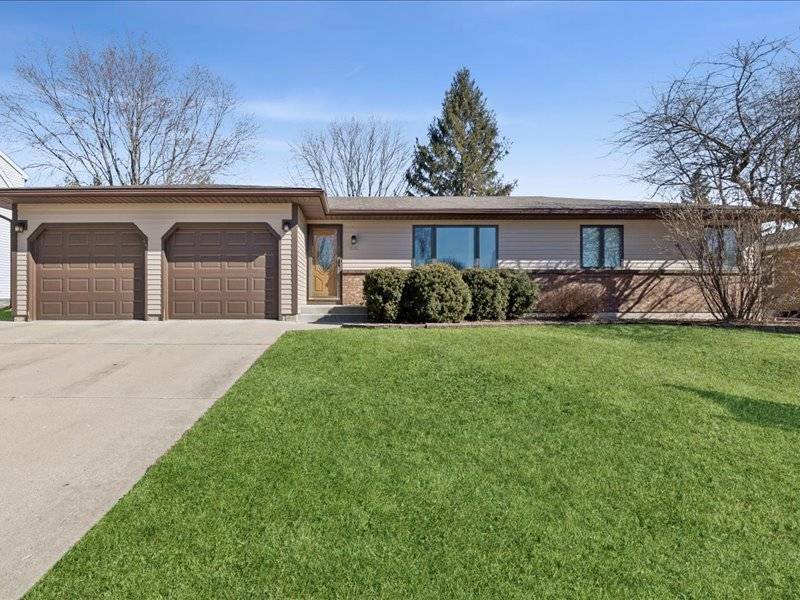 10610 Mathew ST, Huntley, IL 60142