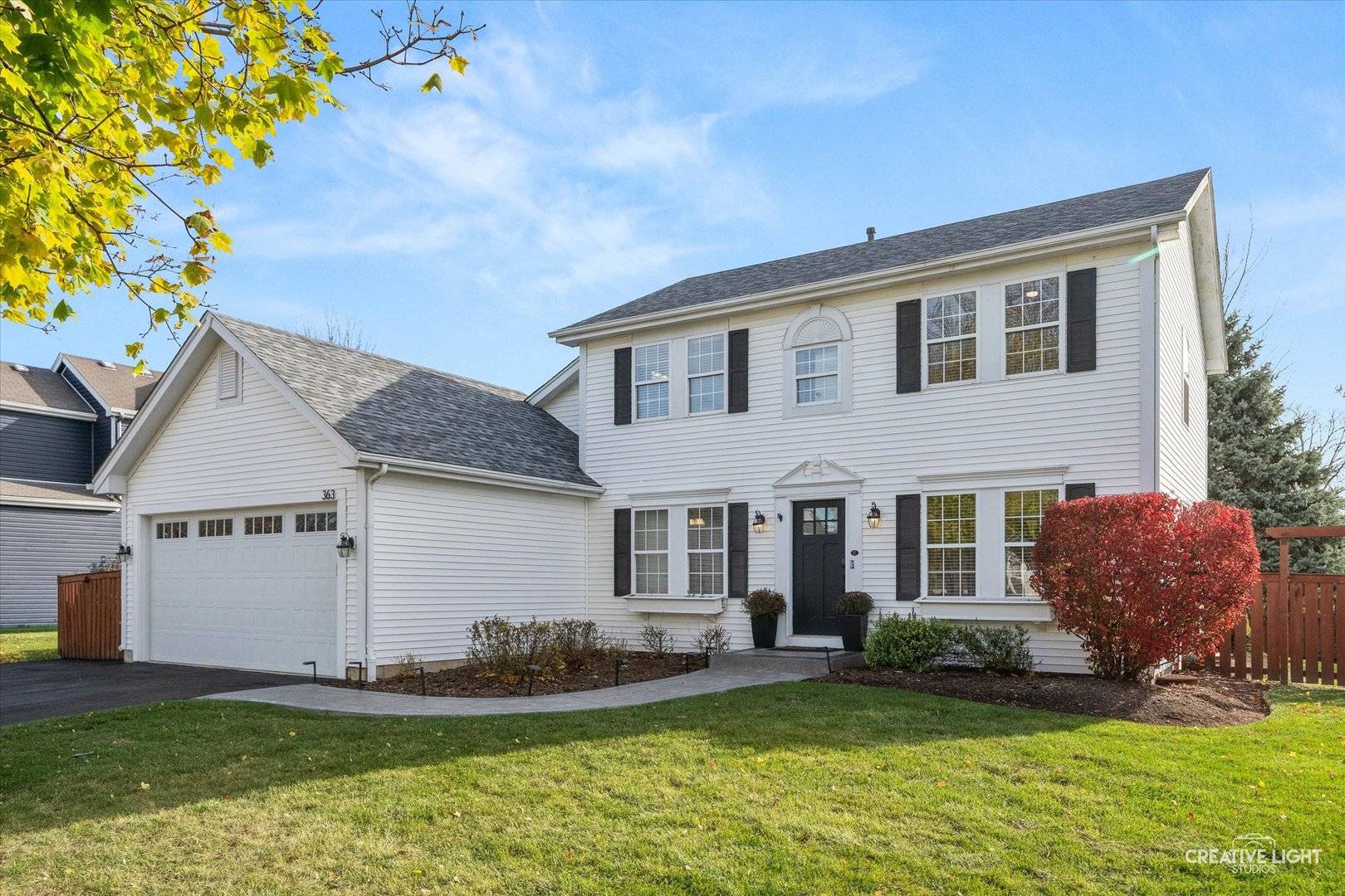 363 Cornwall AVE, South Elgin, IL 60177
