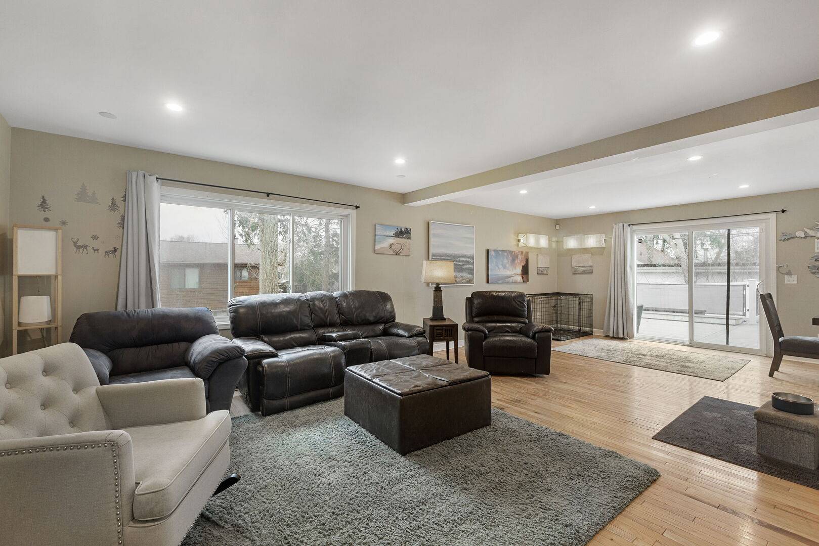 905 Grand BLVD, Wauconda, IL 60084