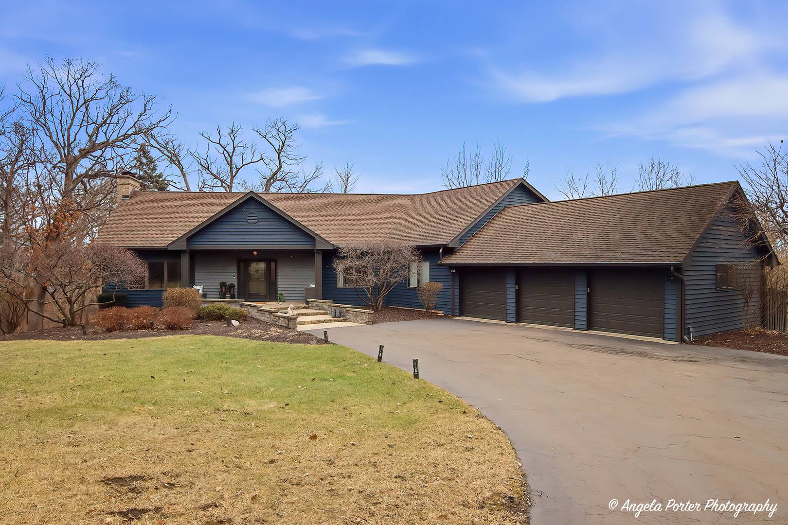 200 Hollow WAY, Ingleside, IL 60041