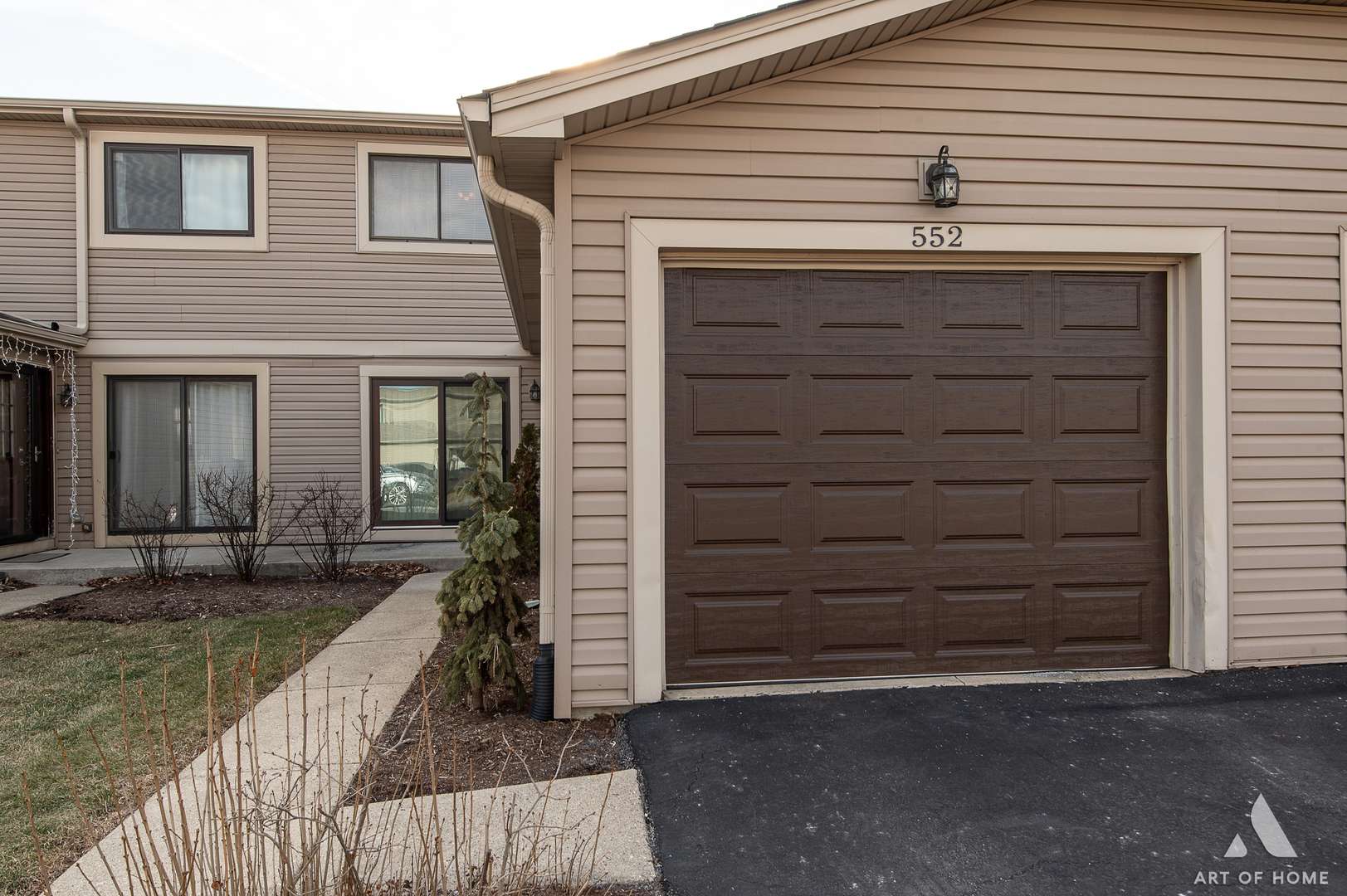 552 Stone Gate CIR #552, Schaumburg, IL 60193