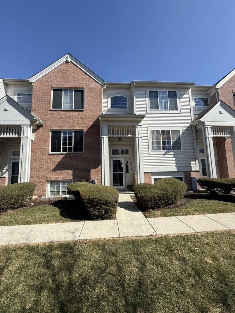 2106 Concord DR, Mchenry, IL 60050