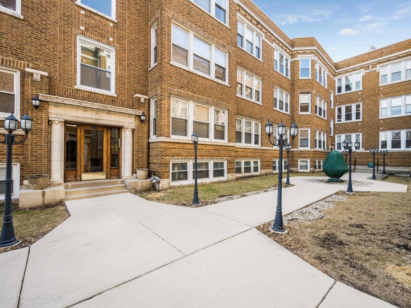 6906 N Lakewood AVE #3W, Chicago, IL 60626