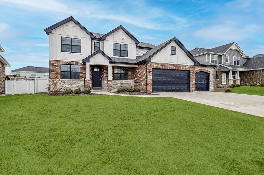 15903 Crimson DR, Lockport, IL 60441
