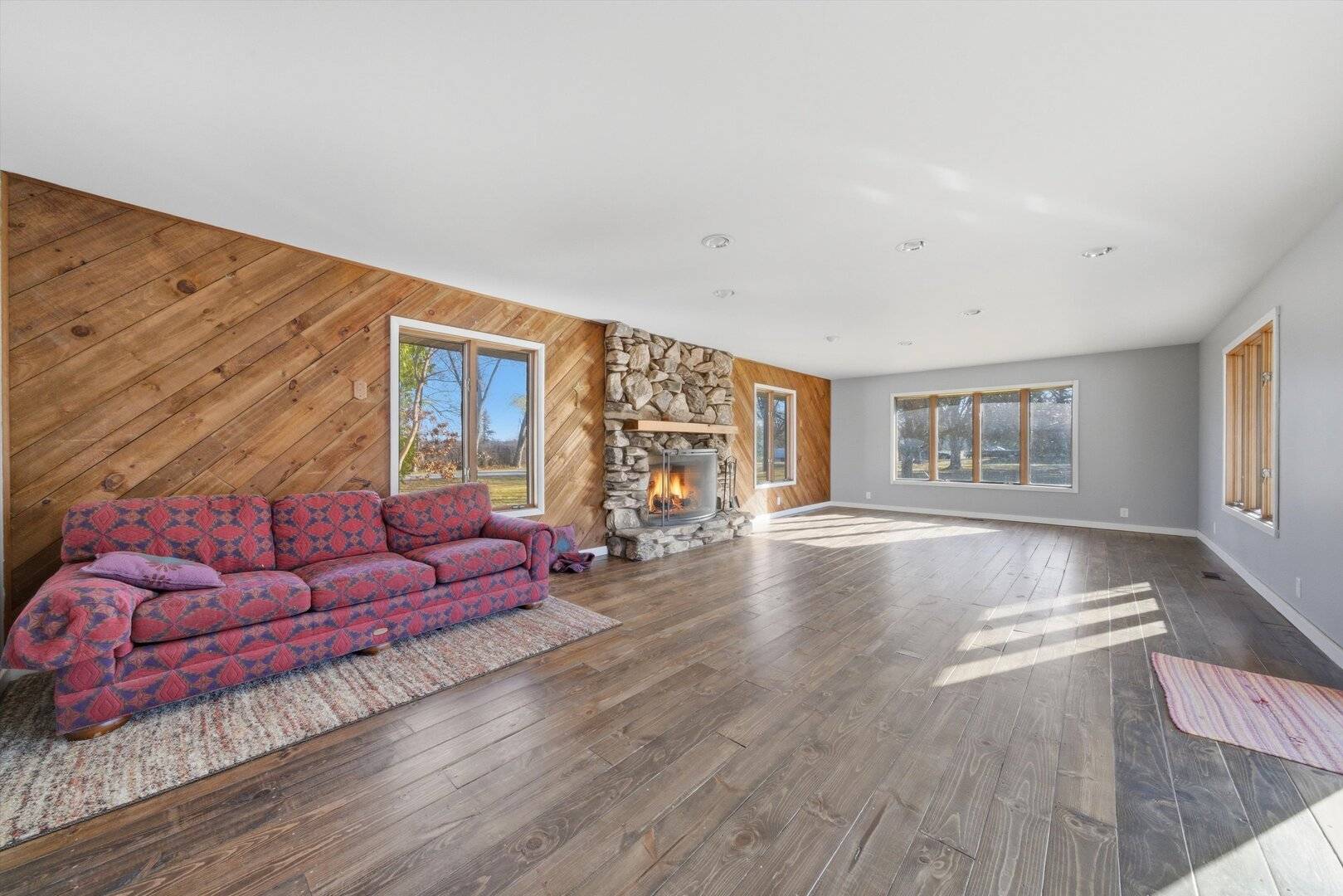 25171 N Virginia AVE, Lake Zurich, IL 60047