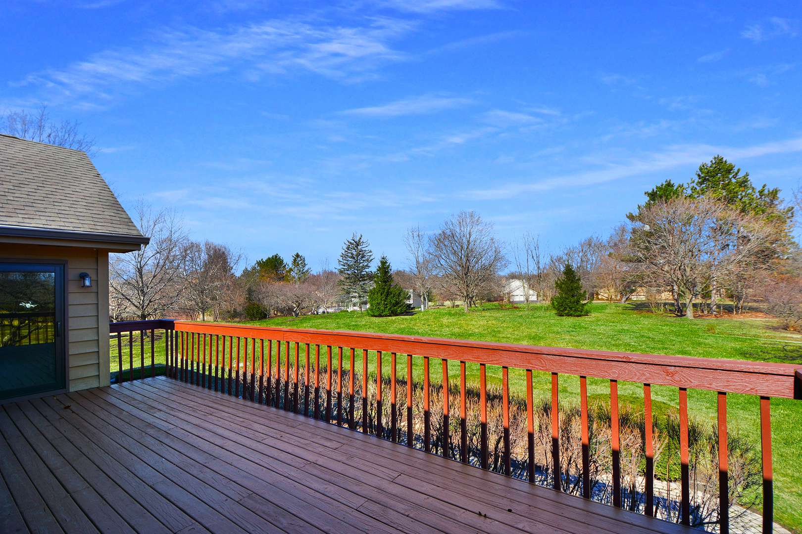 21 N Highview CIR, Hawthorn Woods, IL 60047