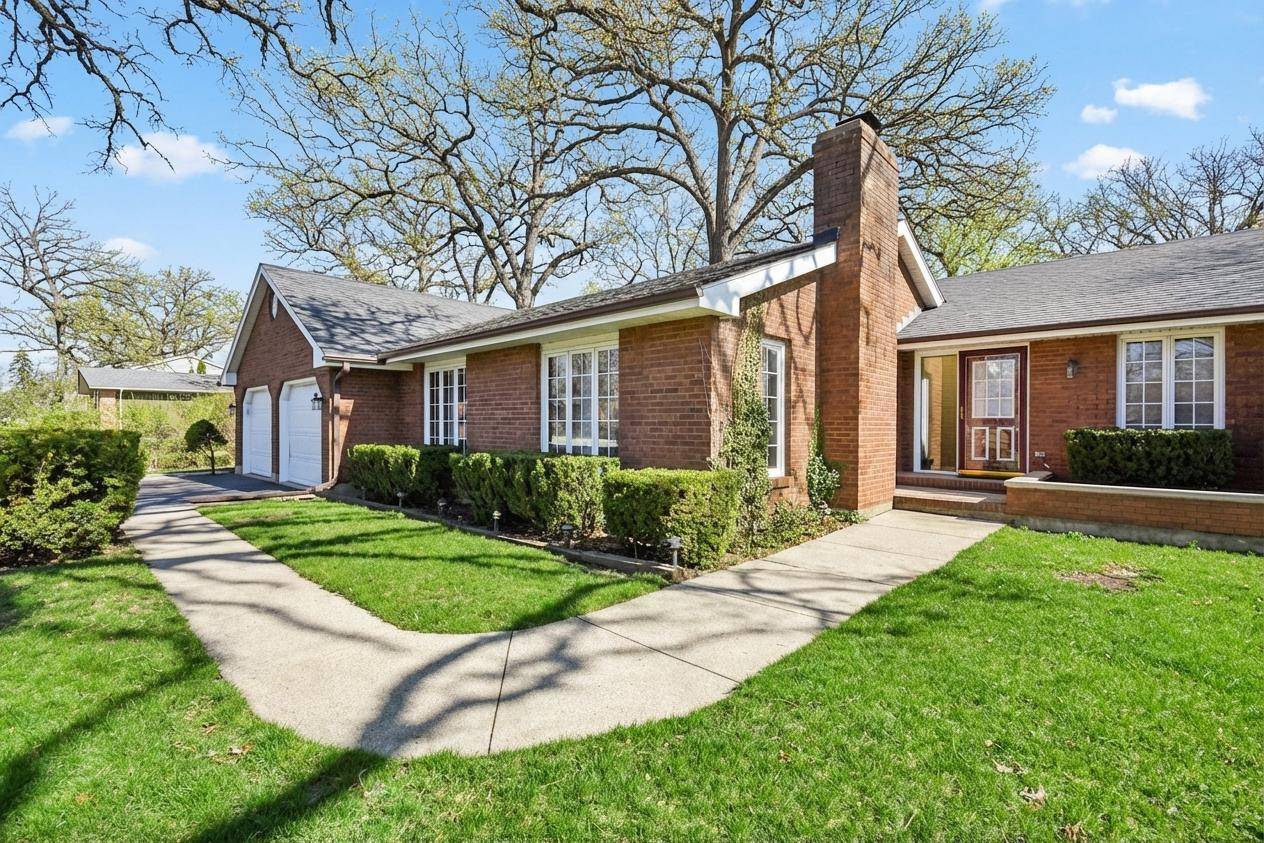 9N827 Beckman TRL, Elgin, IL 60124