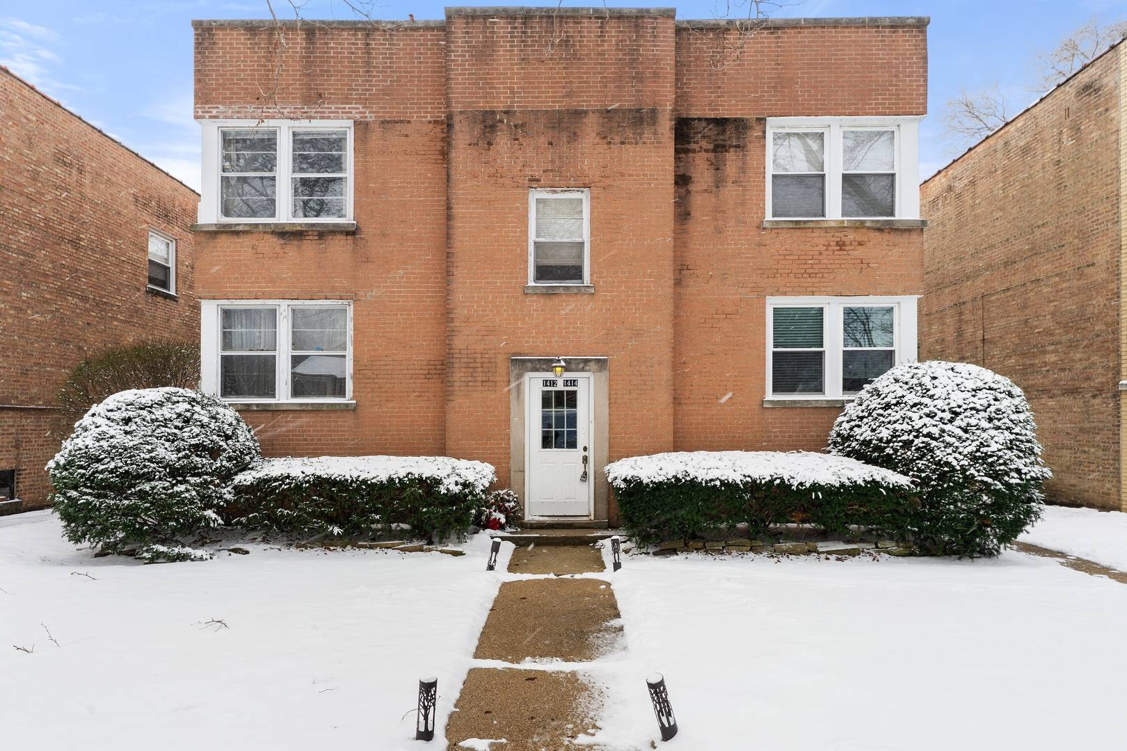 1412 Brummel ST #2E, Evanston, IL 60202