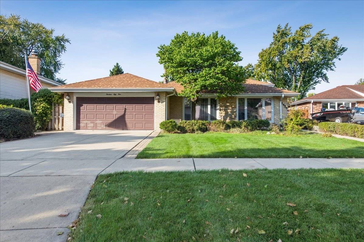 1454 Dayton PL, Des Plaines, IL 60018