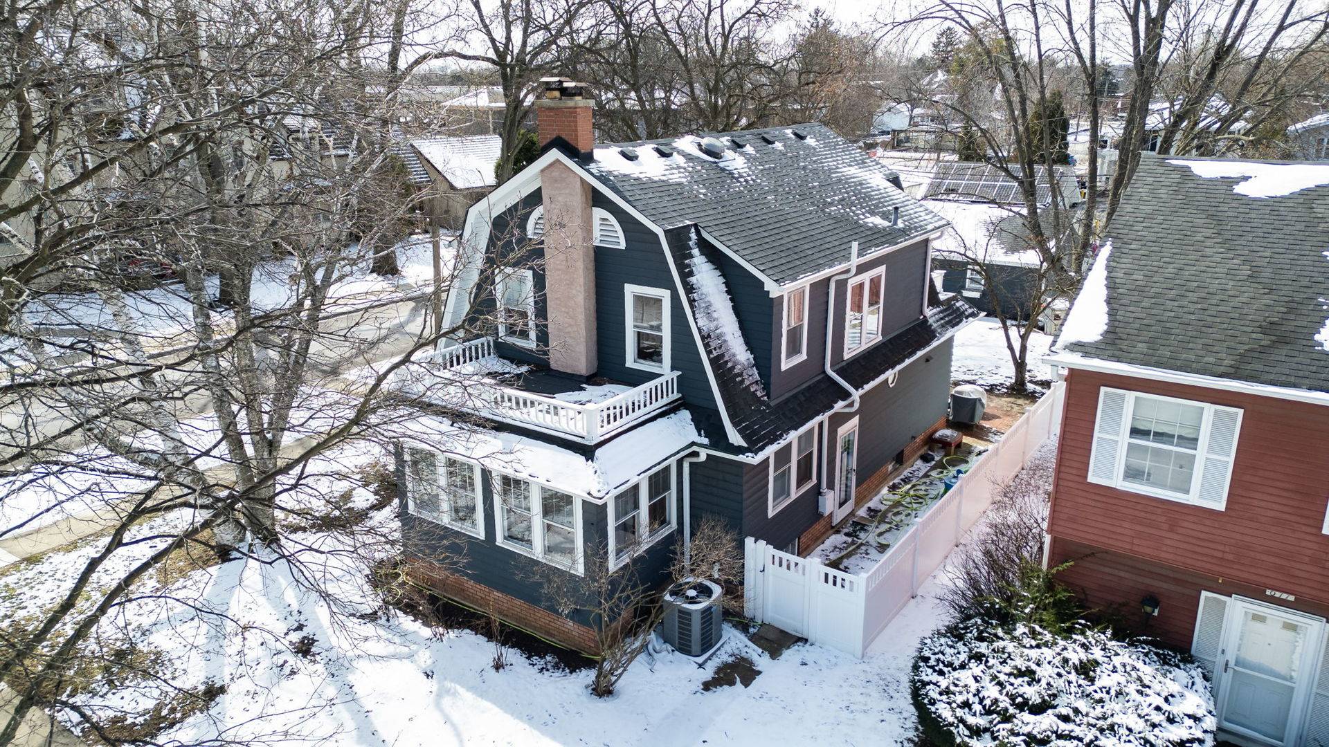 29 E 6th AVE, Naperville, IL 60563