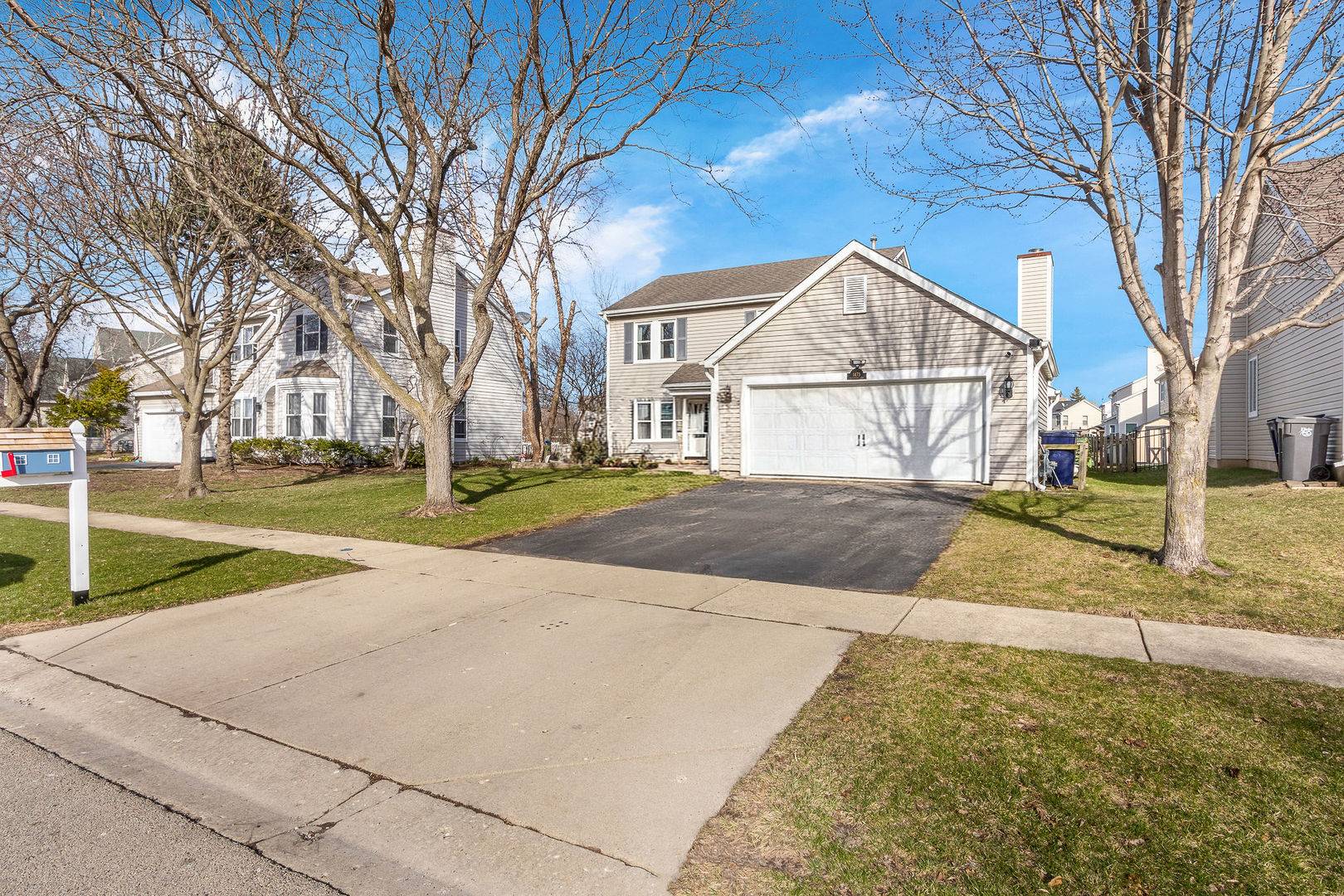 1475 Misthaven LN, Elgin, IL 60123
