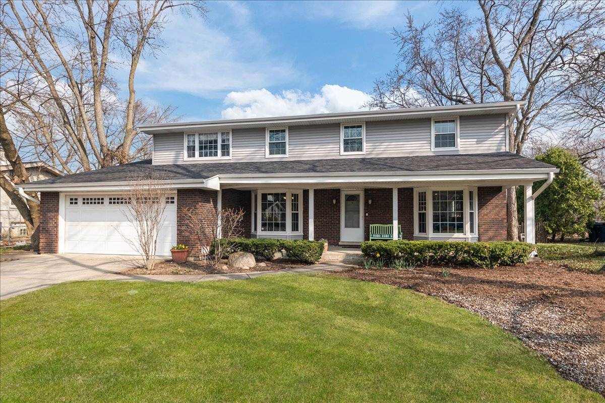1632 Longvalley DR, Northbrook, IL 60062