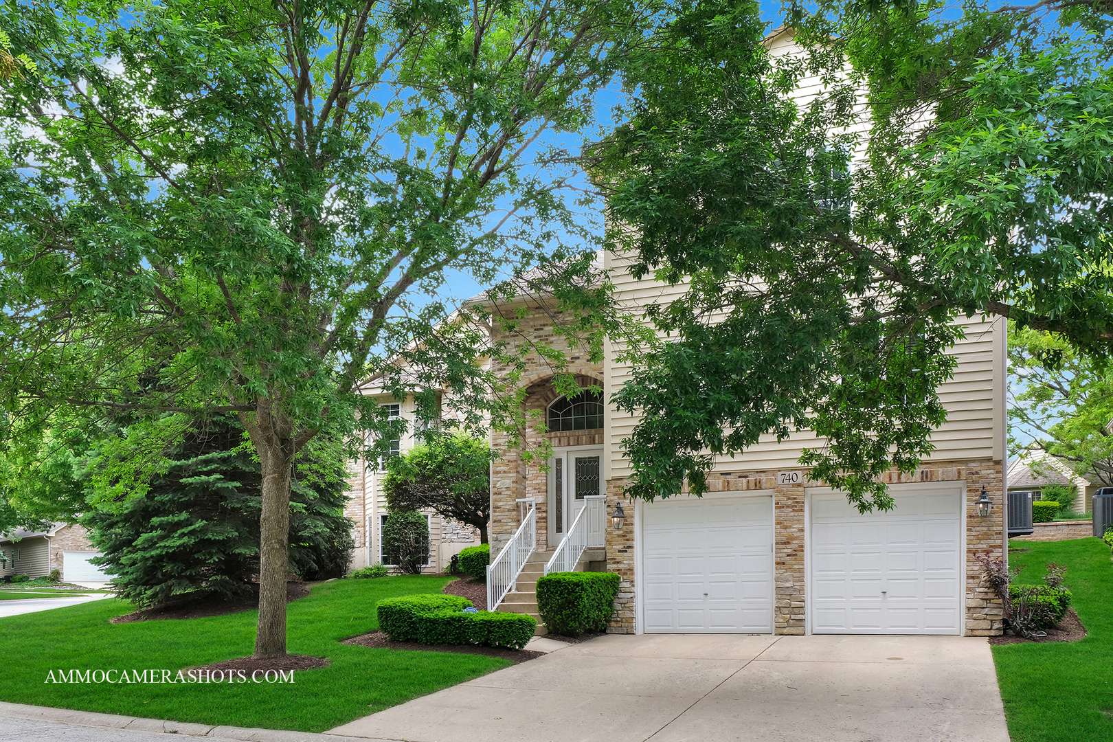 740 Manor Hill PL, Sugar Grove, IL 60554