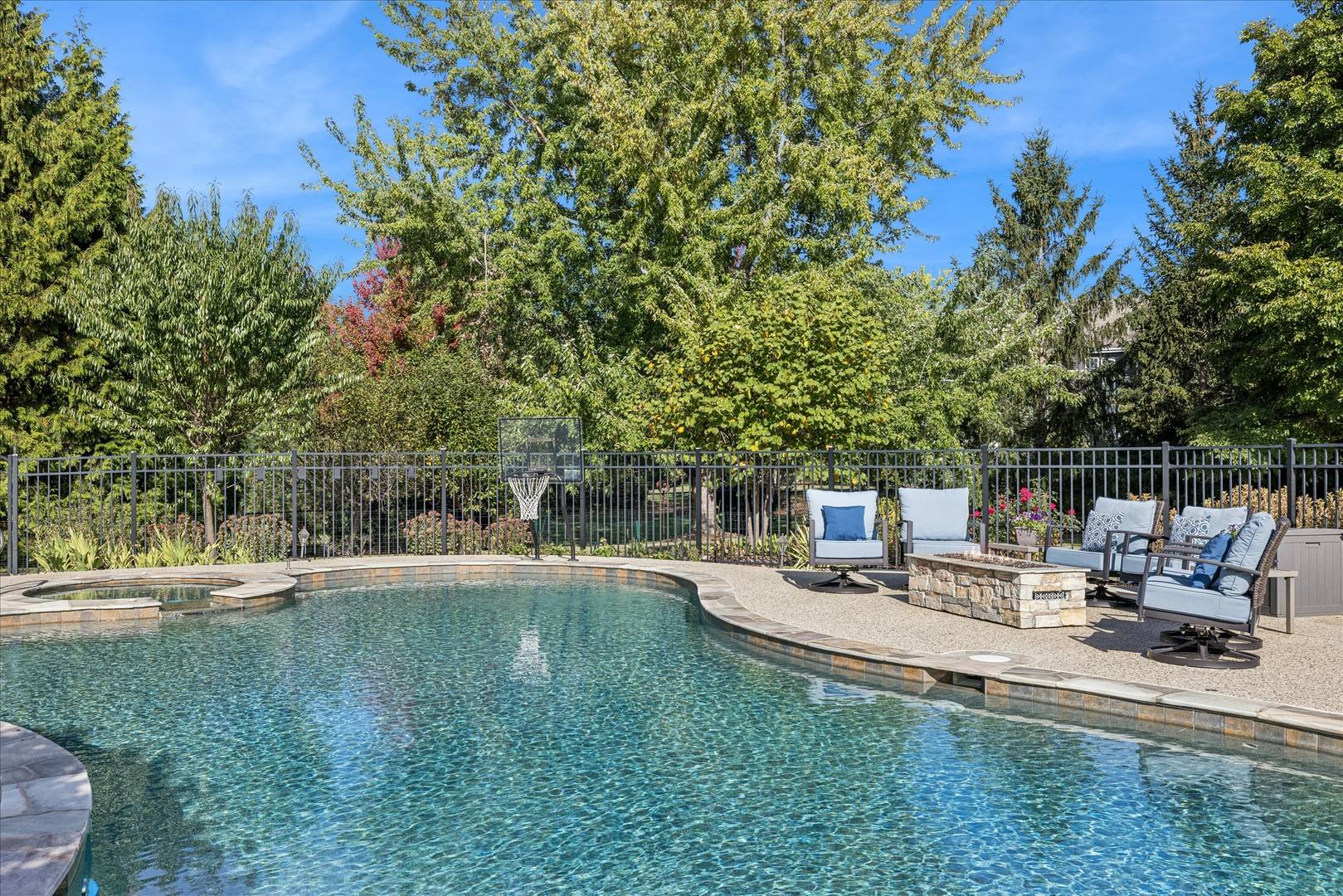 1581 Grouse WAY, Crystal Lake, IL 60014