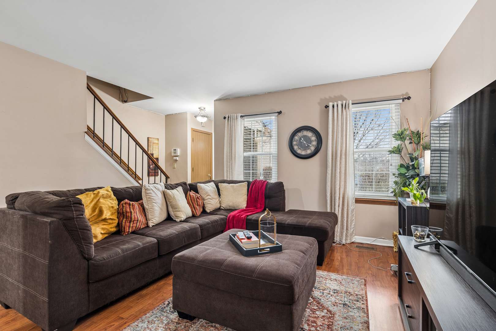 404 Ballard DR, Algonquin, IL 60102