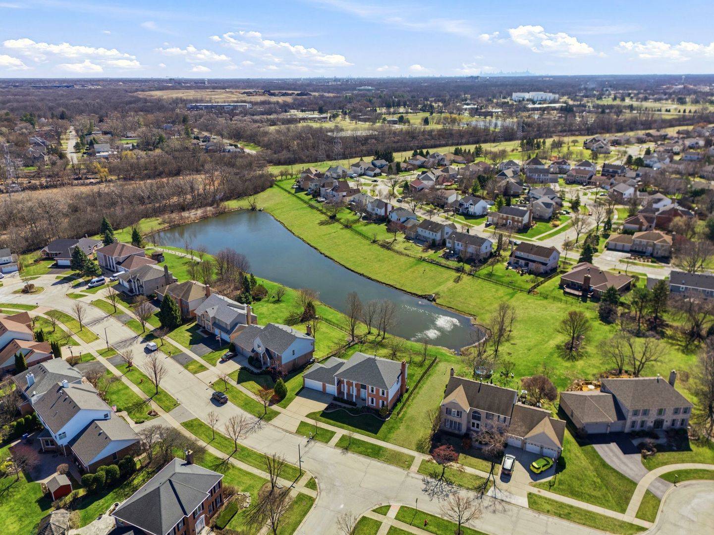 681 Castlerea LN, Des Plaines, IL 60016