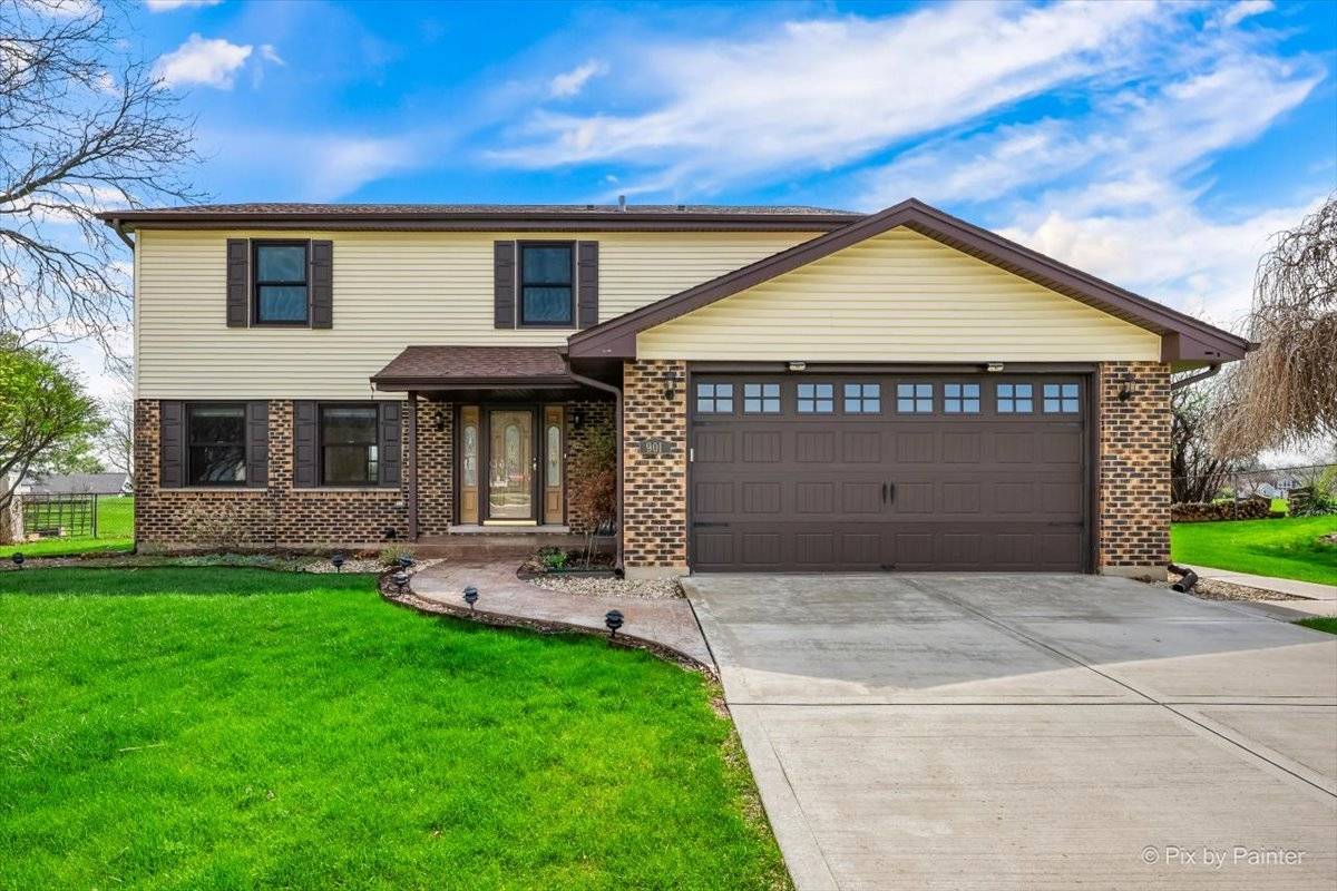 901 Garnet CIR, Schaumburg, IL 60193