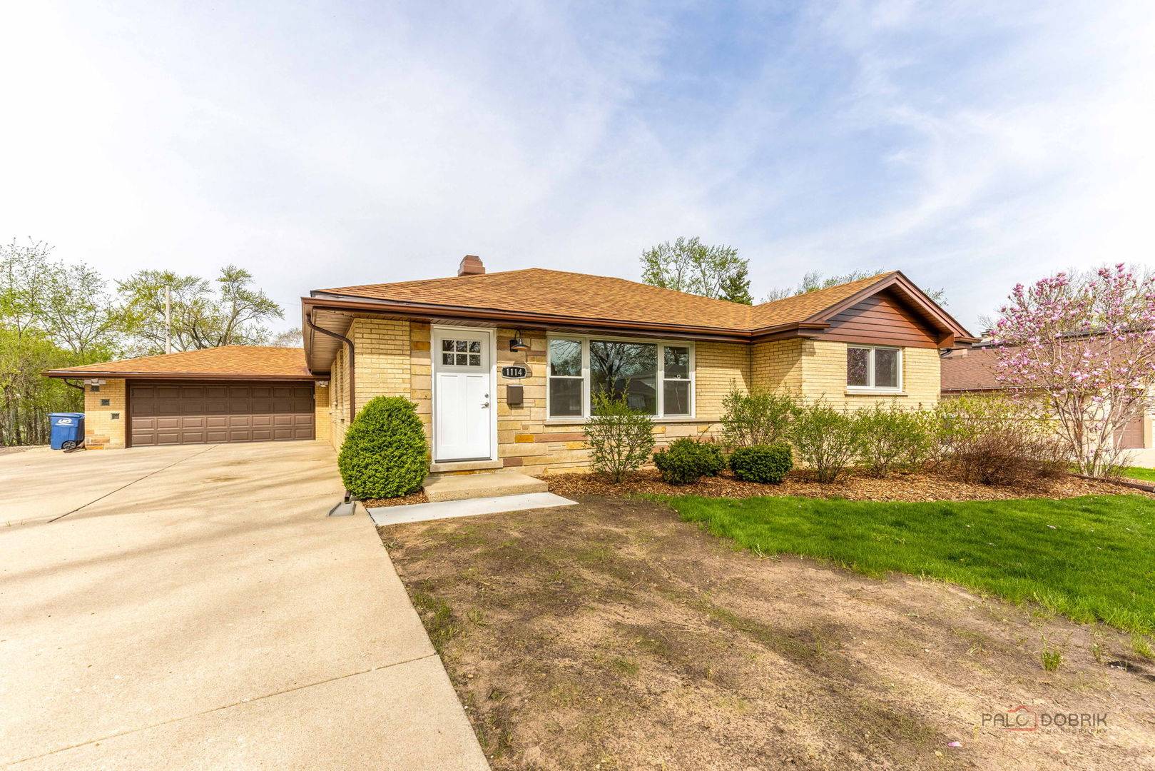 1114 Hewitt DR, Des Plaines, IL 60016