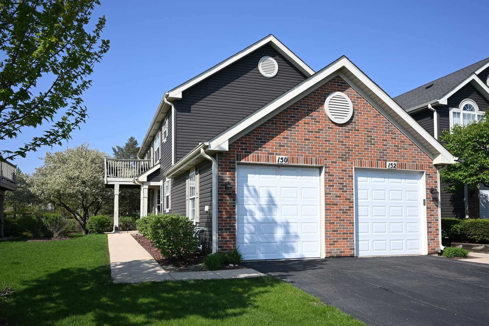 150 E Lake Ridge DR, Glendale Heights, IL 60139