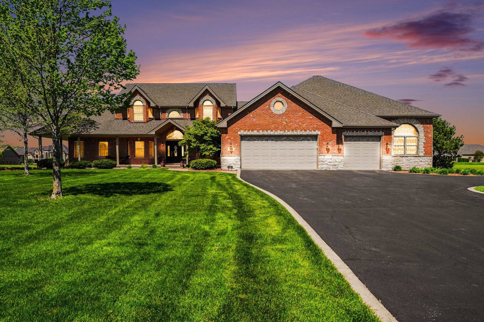 25202 S Doolittle DR, Monee, IL 60449