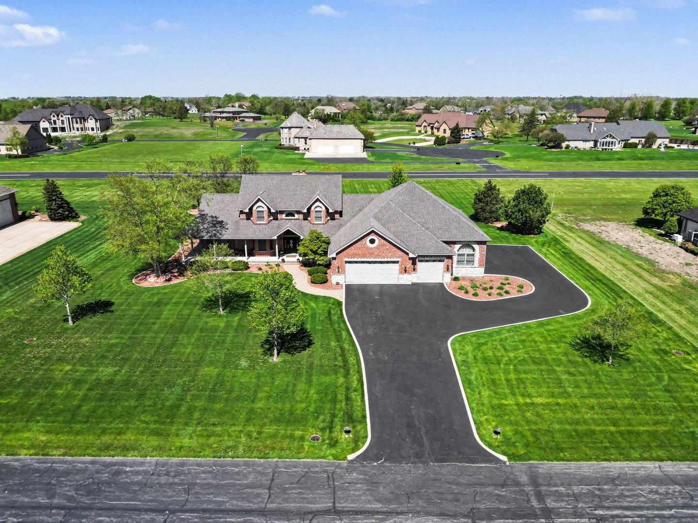 25202 S Doolittle DR, Monee, IL 60449