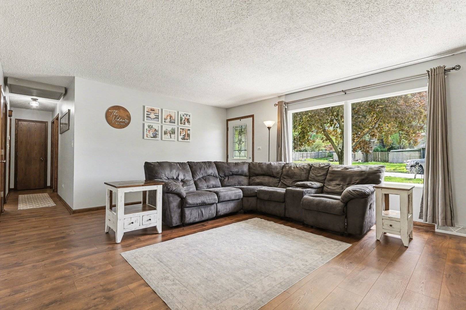 23102 W Marylou AVE, Channahon, IL 60410
