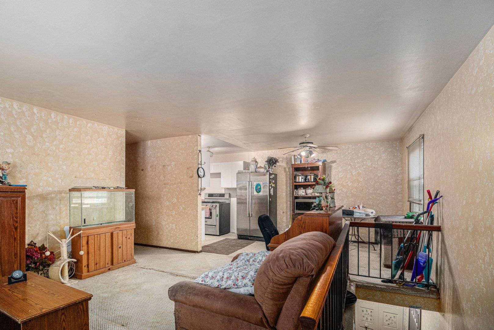 337 Mallard CT, Vernon Hills, IL 60061