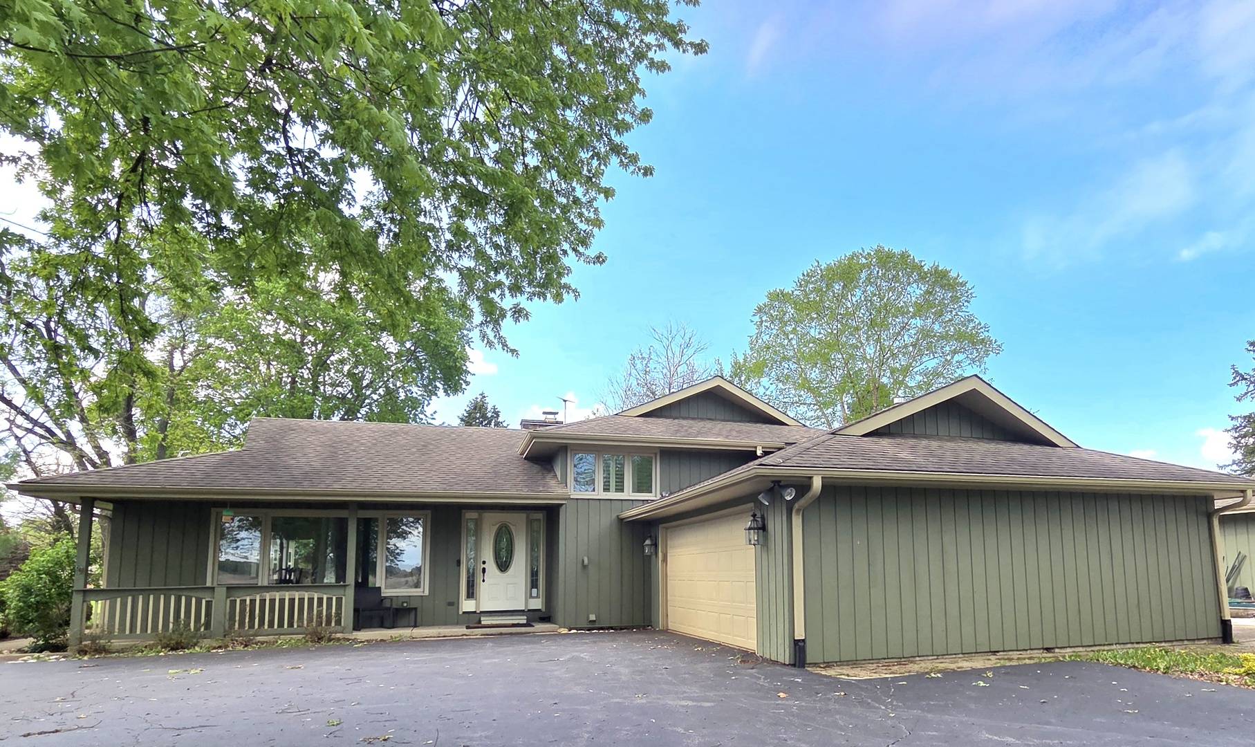 1450 Plainfield RD, Oswego, IL 60543