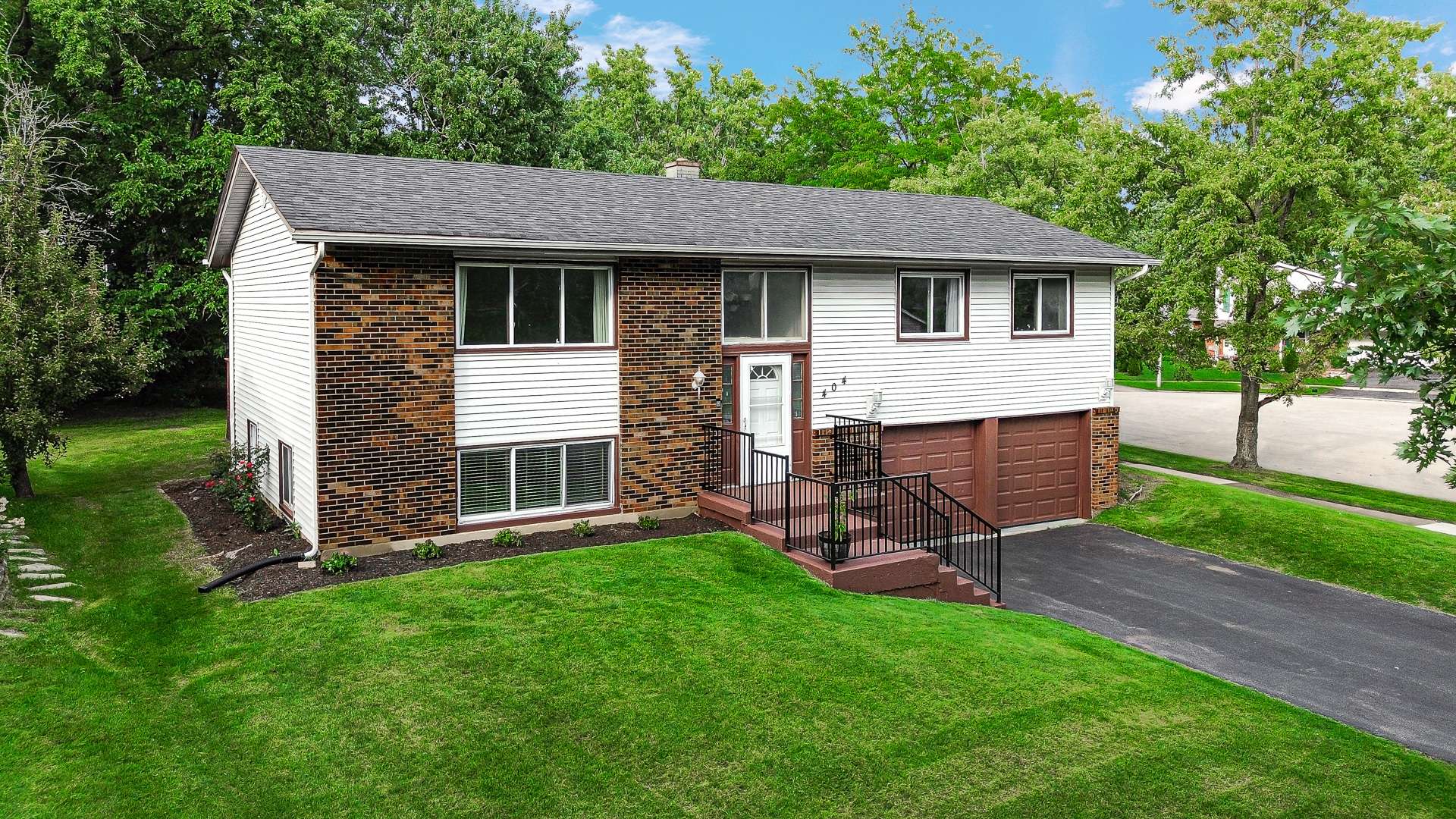 404 ASSEMBLY DR, Bolingbrook, IL 60440