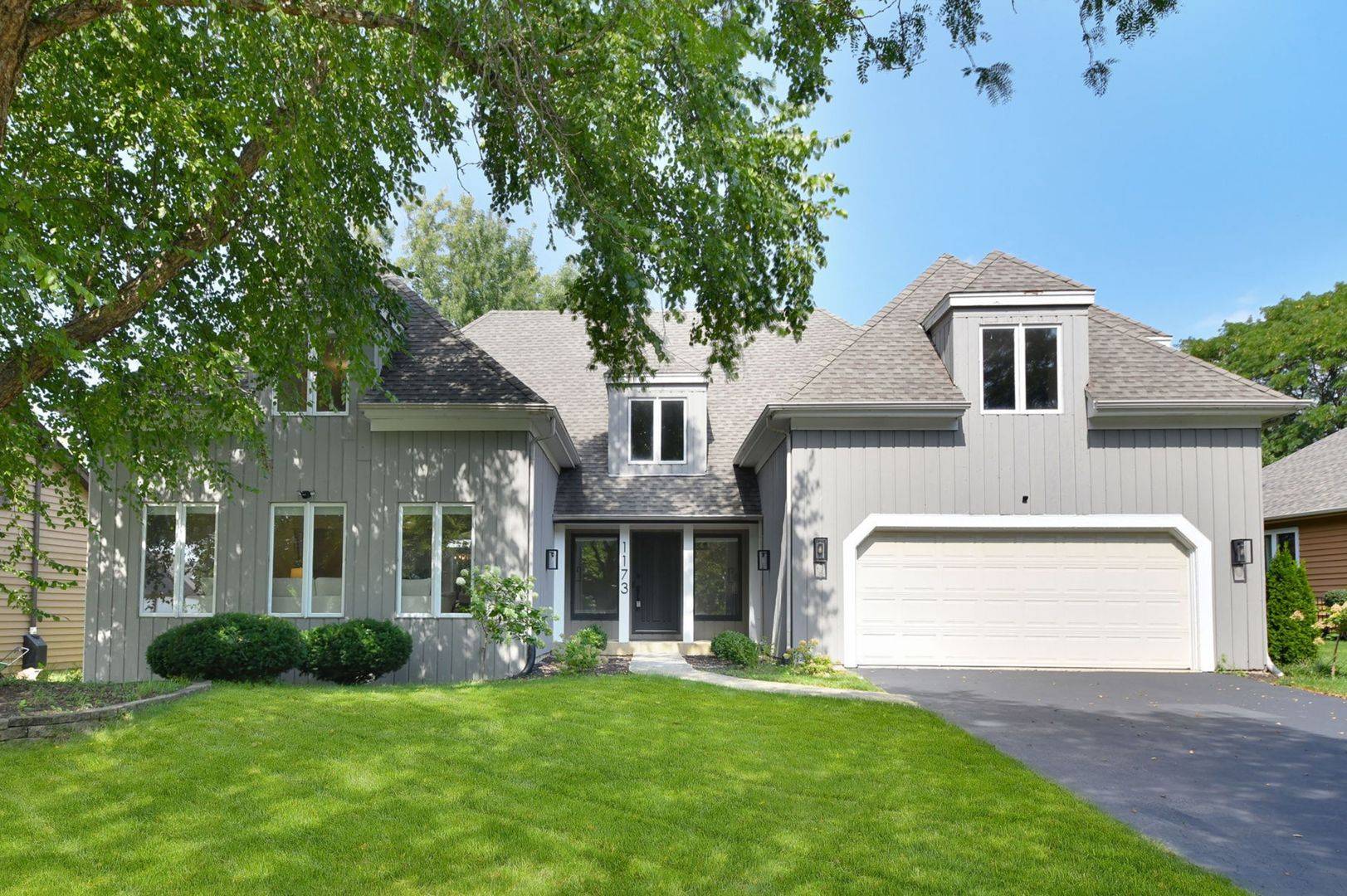 1173 Johnson DR, Naperville, IL 60540