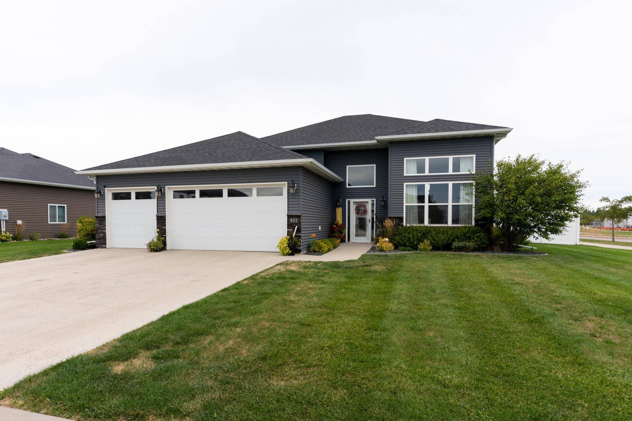 902 50th AVE W, West Fargo, ND 58078