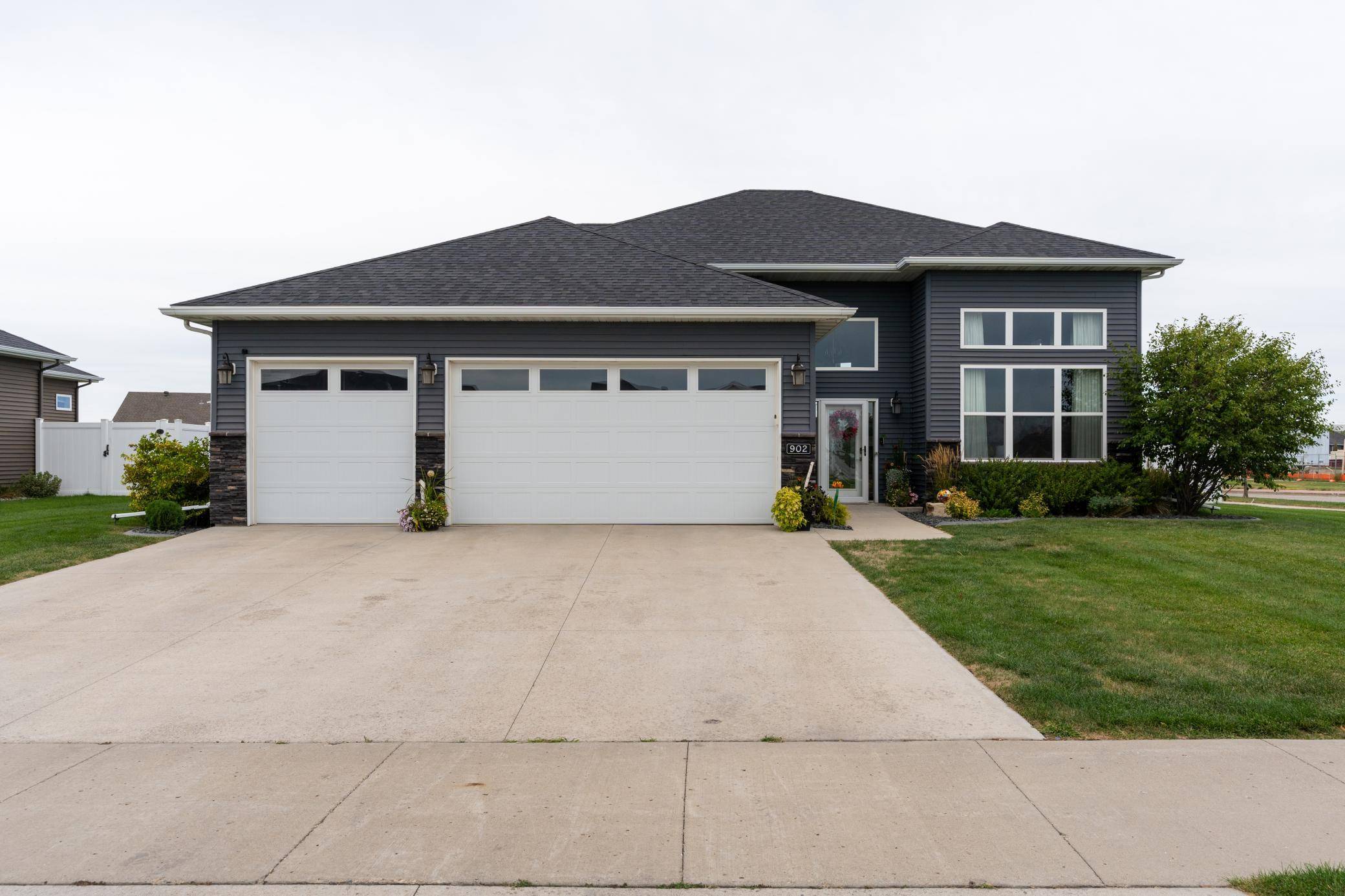 902 50th AVE W, West Fargo, ND 58078