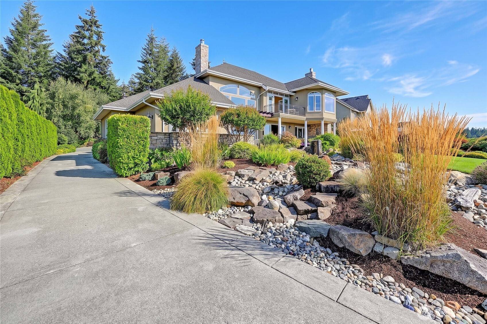 188 Glacier Peak DR, Camano Island, WA 98282