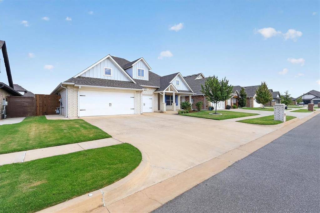 11812 Edi AVE, Yukon, OK 73099