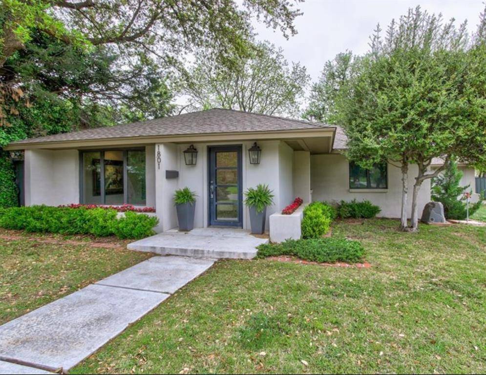 1801 Westminster PL, Nichols Hills, OK 73120