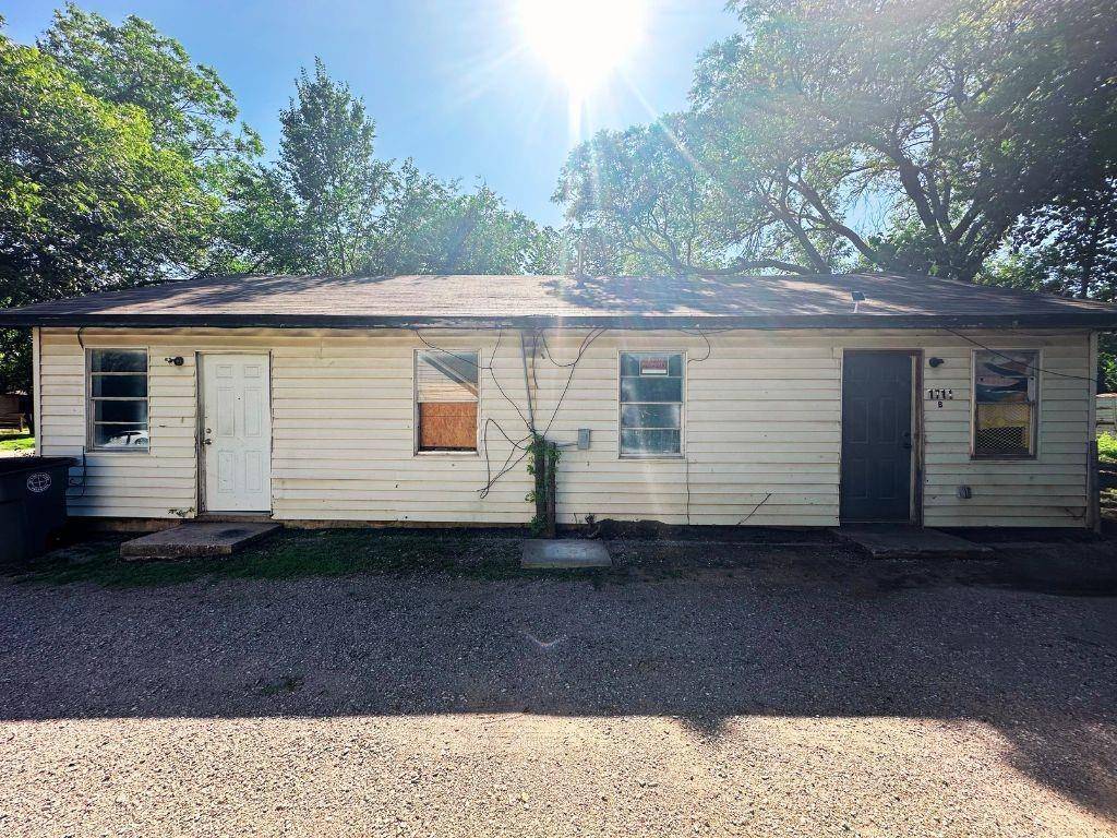 1711 NW Kingsbury AVE, Lawton, OK 73507