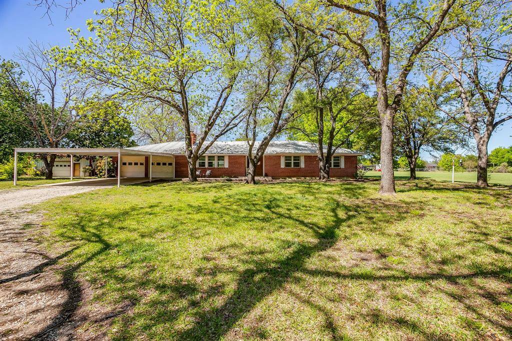 8216 Cleburne Highway, Granbury, TX 76049