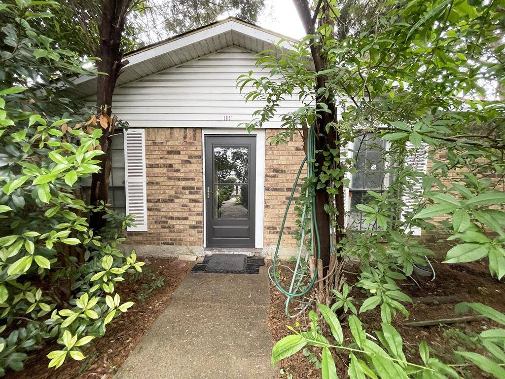 1801 Vine Drive, Garland, TX 75040