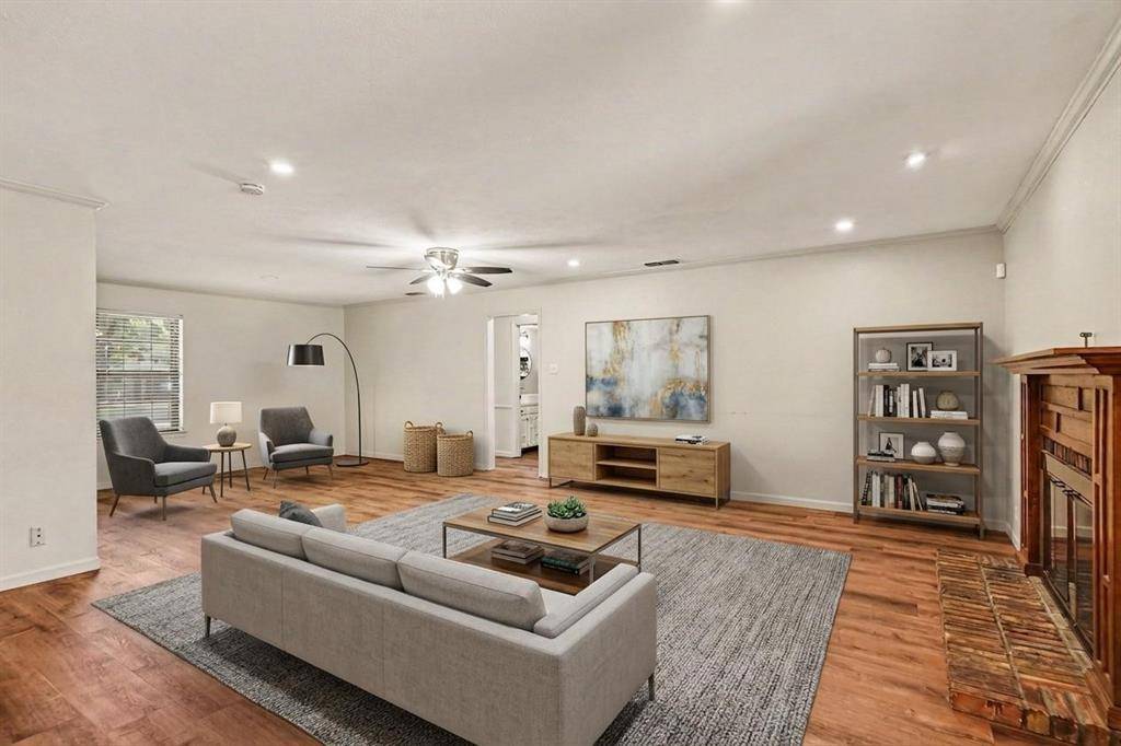 1510 Surry Place Drive, Cleburne, TX 76033
