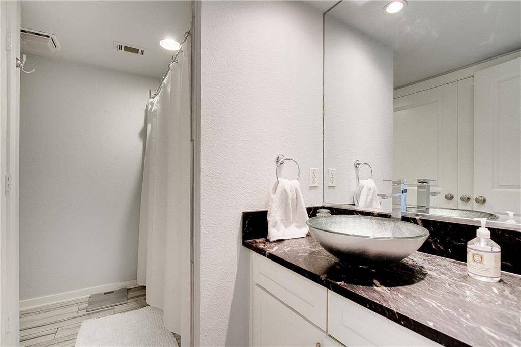 5111 Manett Street #203, Dallas, TX 75206