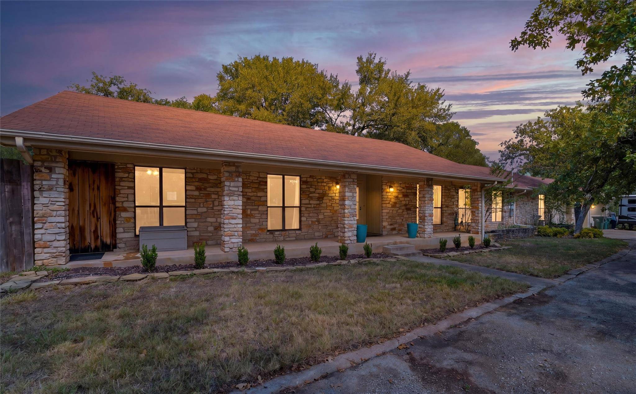 312 Southcross RD, Georgetown, TX 78628