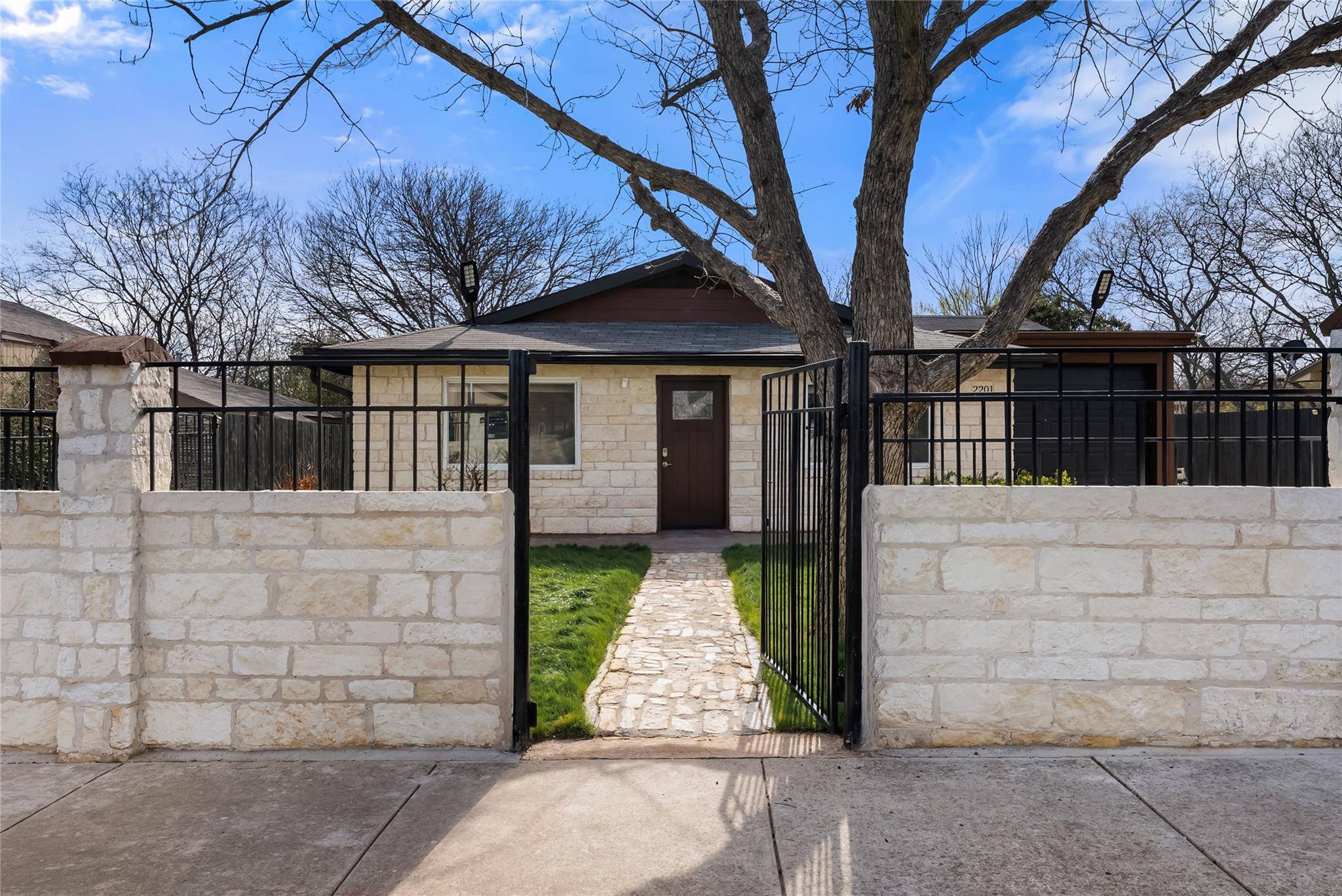 2201 Teri RD, Austin, TX 78744